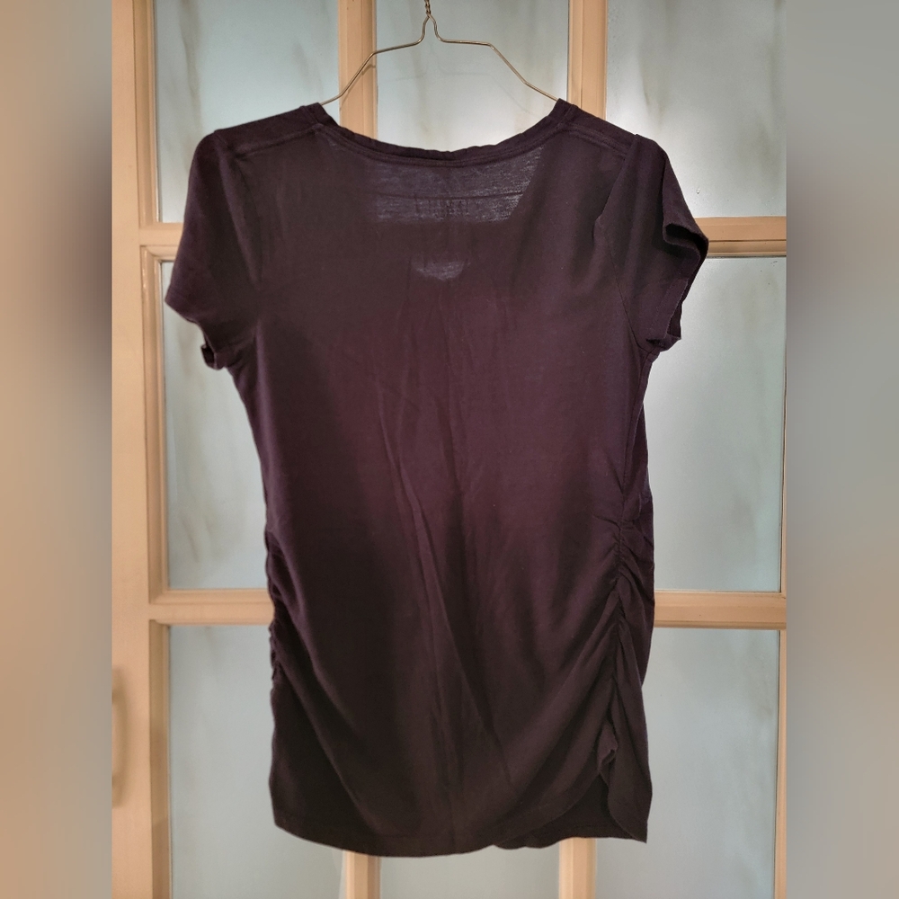 🔴 Isabel Maternity Blue SS V neck Tee with Rouch Small - Picture 4 of 5